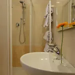 Sacro Cuore فندق 2*