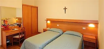 Otel Sacro Cuore 2*