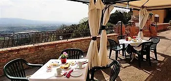 Sacro Cuore Otel 2*