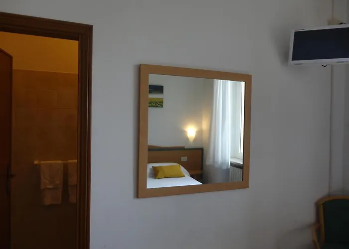 Отель Sacro Cuore 2*